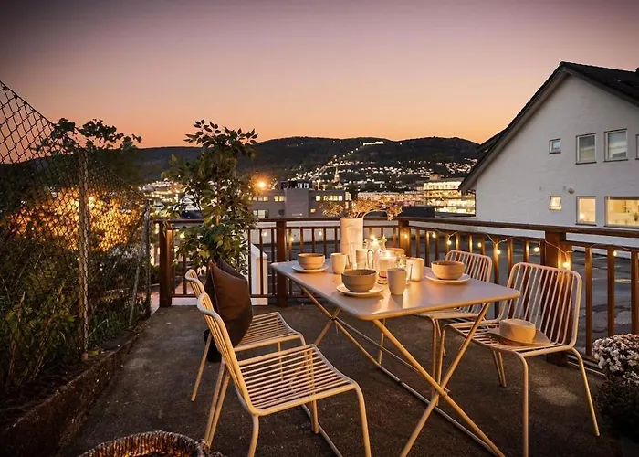 Near The Center! ברגן